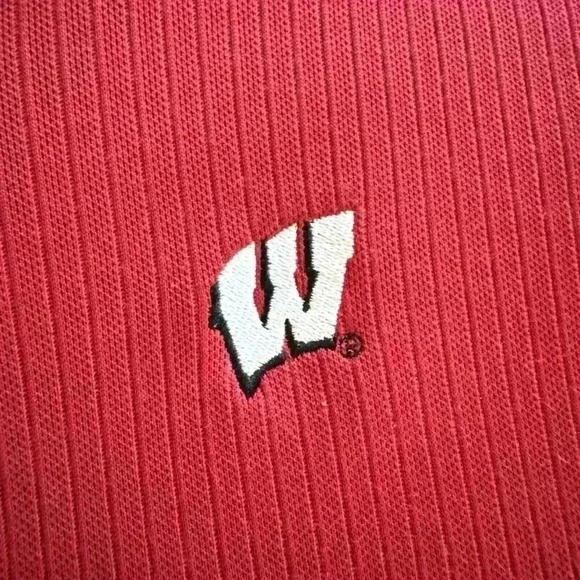 Wisconsin Badgers Cutter Buck Red Mock Neck Shirt Short Sleeve University XL Men - Picture 12 of 12
